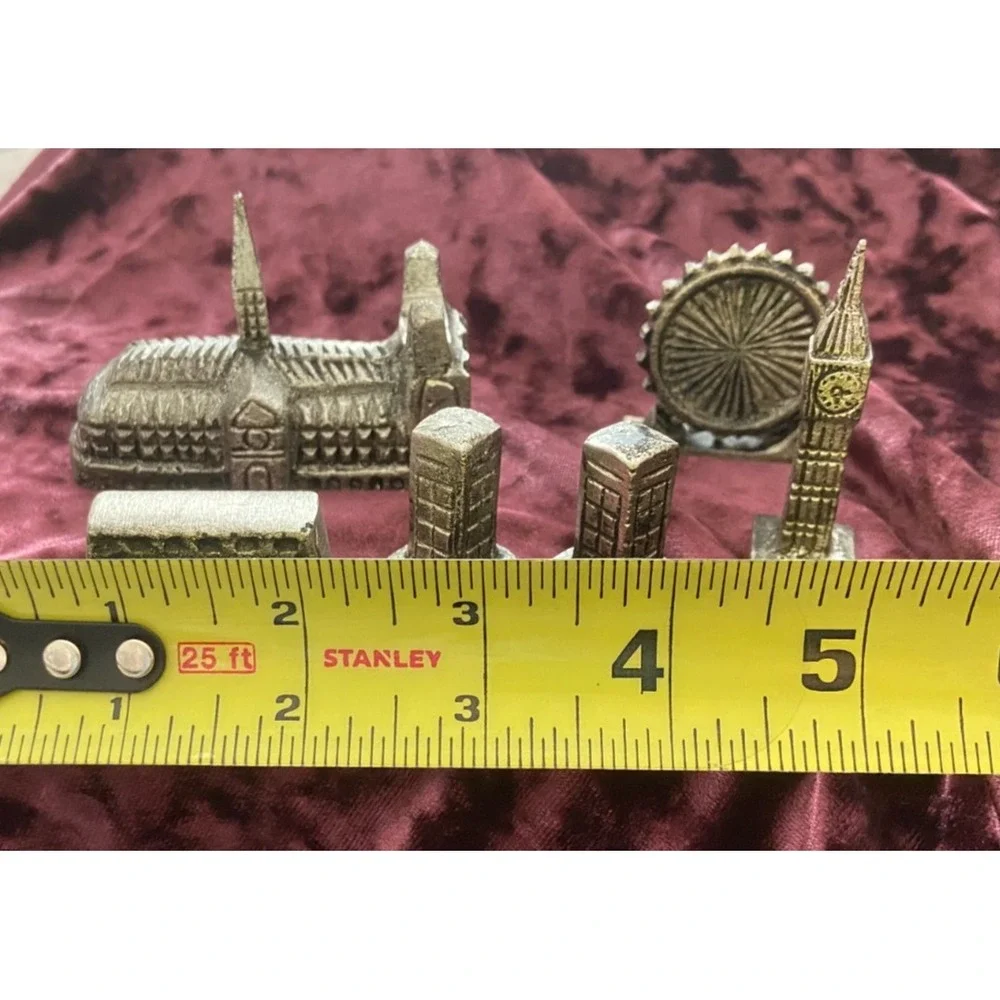 Pottery Barn ~ London City Set ~ Miniature Die Cast Metal Landmarks & Vehicle